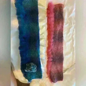 Lot of 3 neck warmers